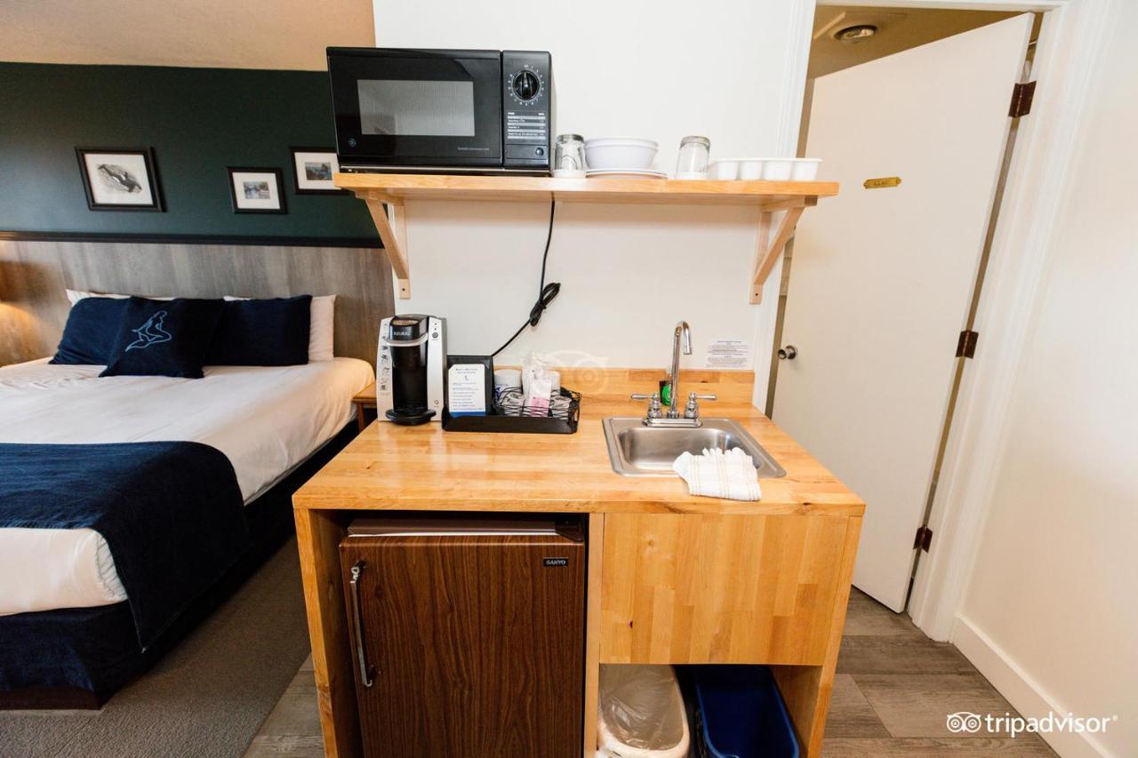 Surftides Hotel Линкън Сити Екстериор снимка