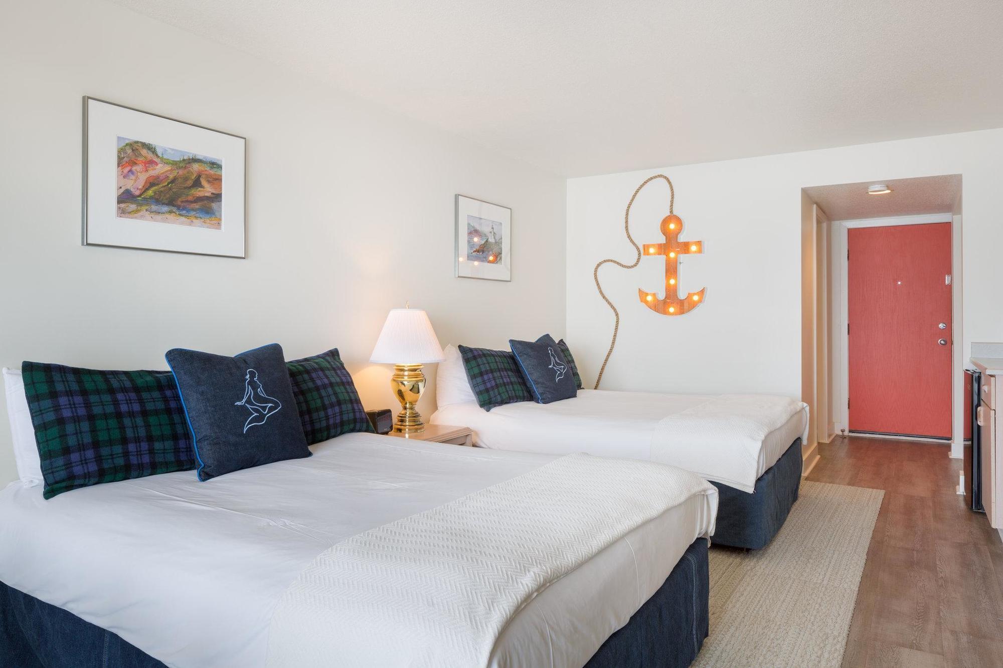 Surftides Hotel Линкън Сити Екстериор снимка