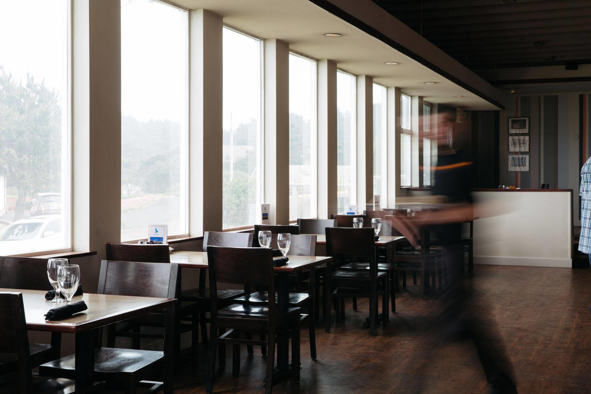 Surftides Hotel Линкън Сити Екстериор снимка