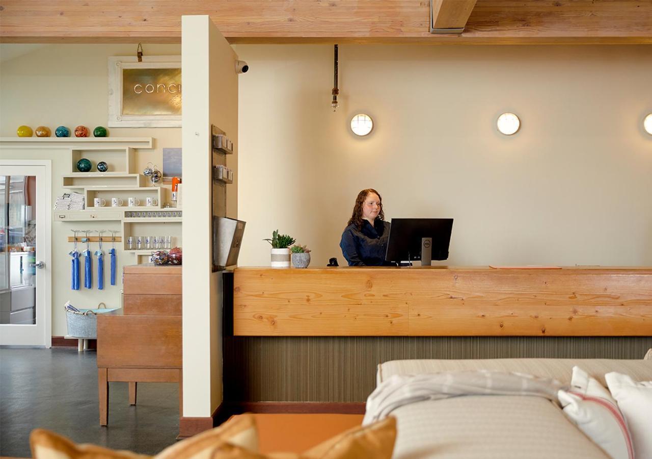Surftides Hotel Линкън Сити Екстериор снимка